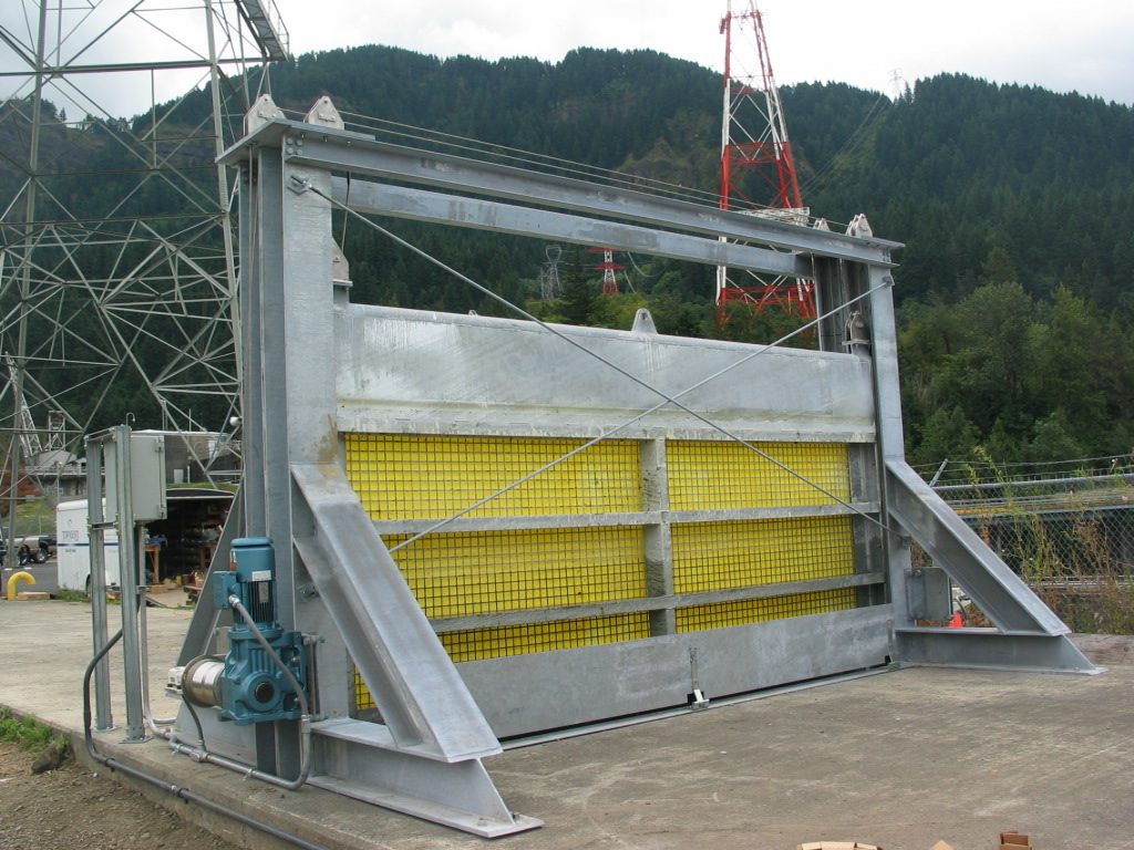 Two Line Dam Hoist