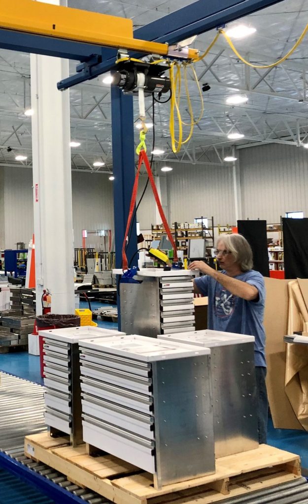 Columbia HC1500-1A25-L-15 AC Electric Production Line Strap Hoist