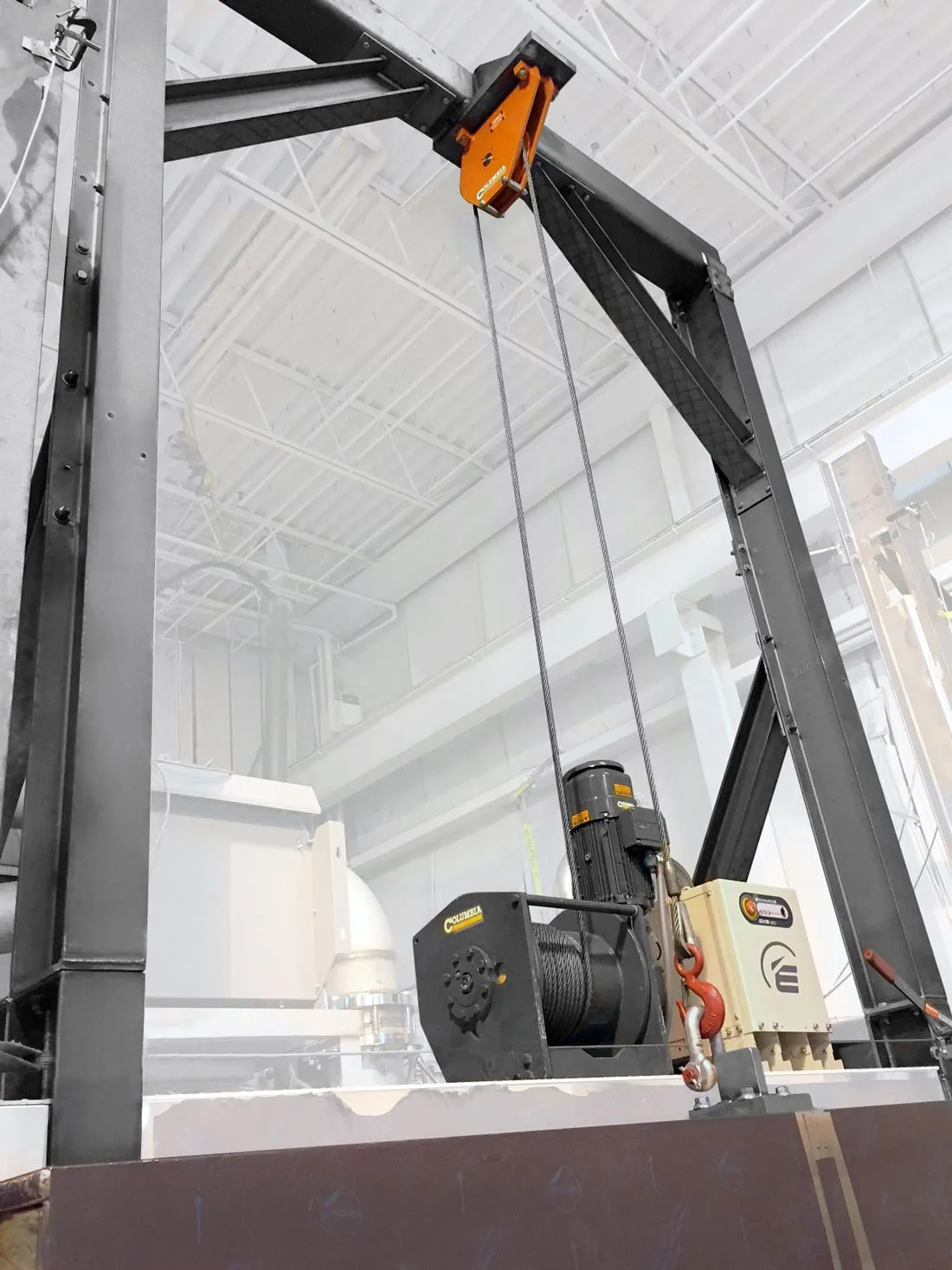 Columbia base-mounted hoist installed to lift a chamber door